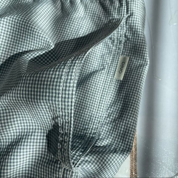 ONIA Men’s Swimsuit Board shorts - Picture 7 of 8
